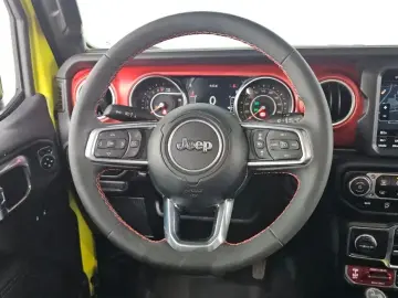 2023 Jeep Gladiator с пробегом 23 740 км