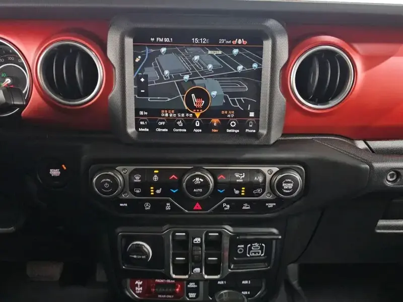 2023 Jeep Gladiator с пробегом 23 740 км