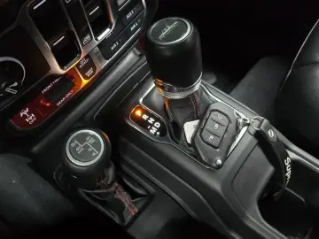 2021 Jeep Gladiator с пробегом 42 111 км