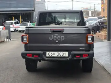 2021 Jeep Gladiator с пробегом 62 582 км