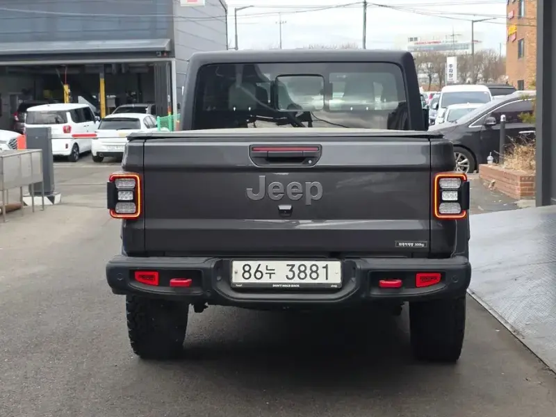 2021 Jeep Gladiator с пробегом 62 582 км