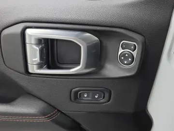 2021 Jeep Gladiator с пробегом 42 111 км