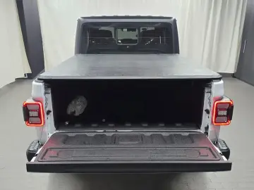 2021 Jeep Gladiator с пробегом 42 111 км