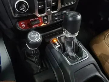 2021 Jeep Gladiator с пробегом 38 356 км