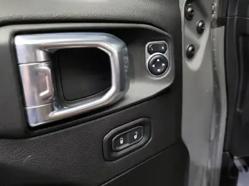 2021 Jeep Gladiator с пробегом 38 356 км