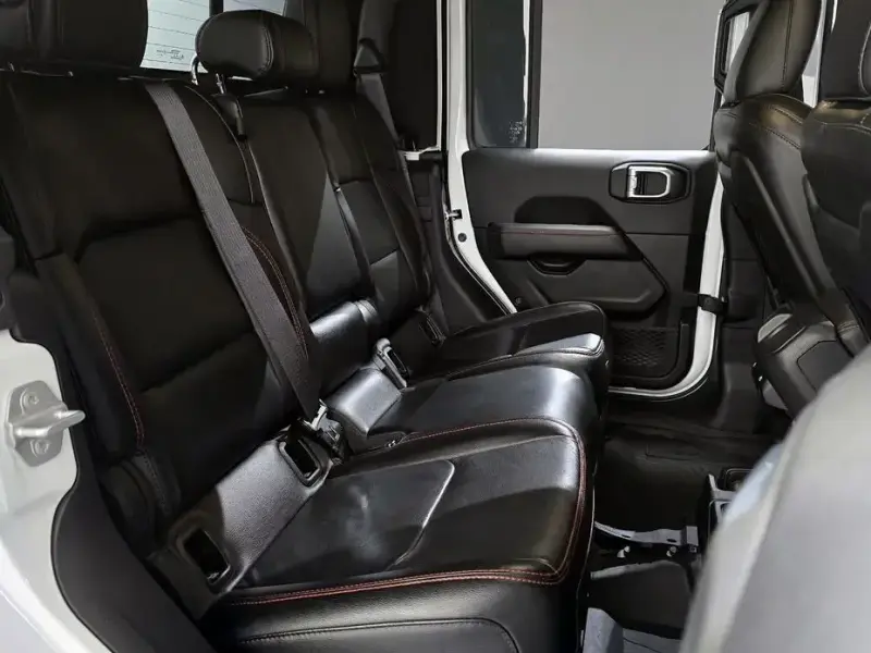 2021 Jeep Gladiator с пробегом 16 524 км