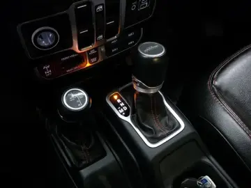 2021 Jeep Gladiator с пробегом 92 045 км