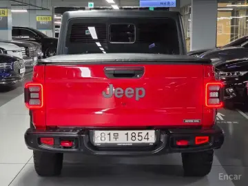 2021 Jeep Gladiator с пробегом 46 000 км