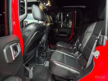 2021 Jeep Gladiator с пробегом 46 000 км