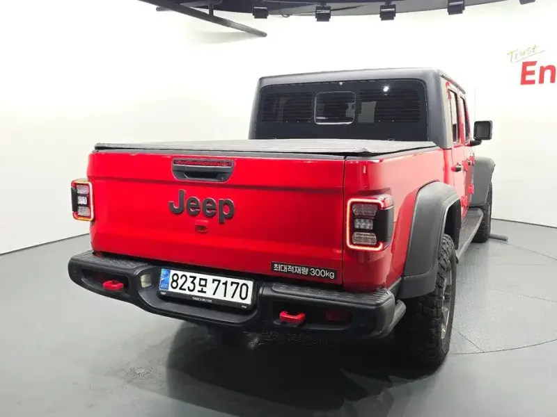 2023 Jeep Gladiator с пробегом 36 584 км