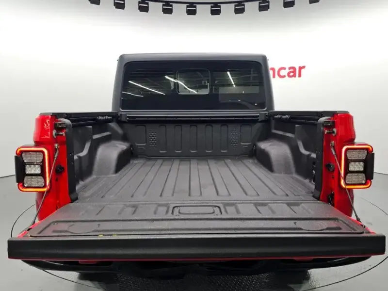 2021 Jeep Gladiator с пробегом 31 849 км