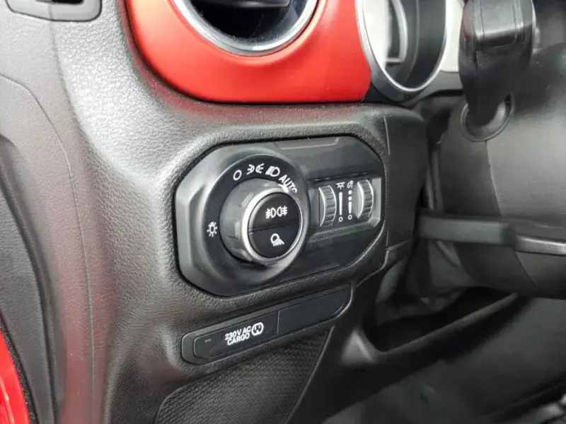 2021 Jeep Gladiator с пробегом 31 849 км