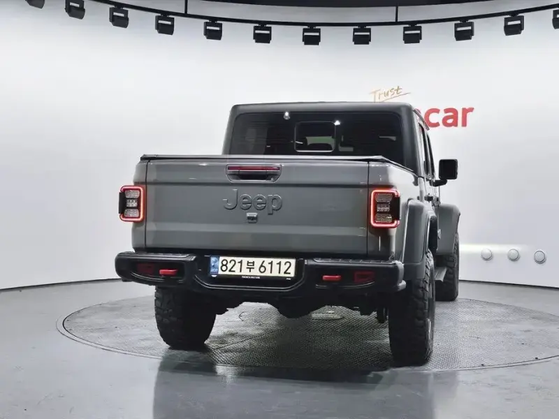 2022 Jeep Gladiator с пробегом 31 496 км