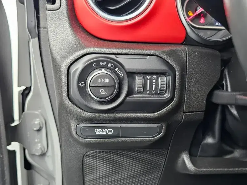 2022 Jeep Gladiator с пробегом 31 496 км