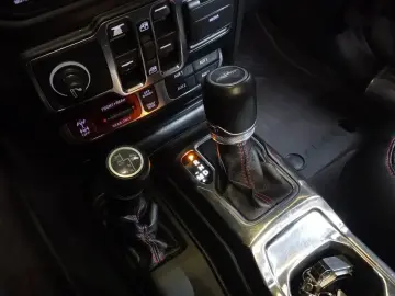 2021 Jeep Gladiator с пробегом 62 626 км