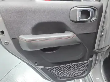 2021 Jeep Gladiator с пробегом 62 626 км