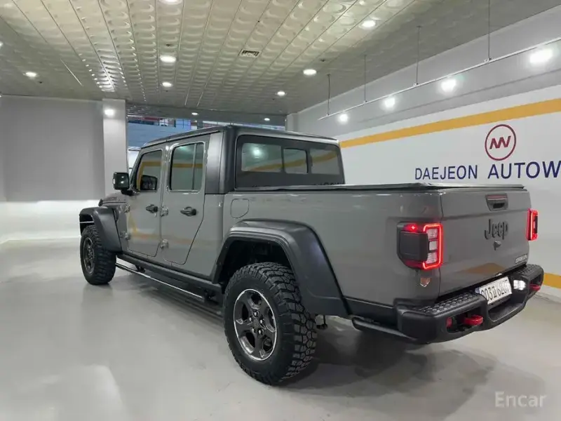 2021 Jeep Gladiator с пробегом 42 719 км