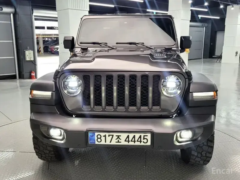 2023 Jeep Gladiator с пробегом 41 045 км