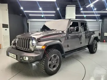 2023 Jeep Gladiator с пробегом 41 045 км