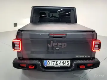 2023 Jeep Gladiator с пробегом 41 045 км