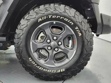 2021 Jeep Gladiator с пробегом 81 948 км
