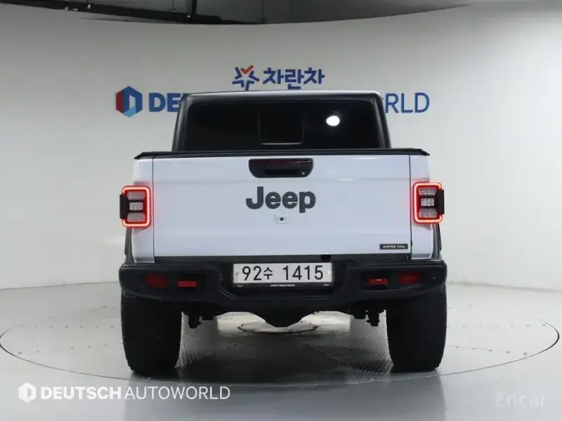 2021 Jeep Gladiator с пробегом 84 406 км