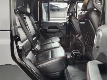 2021 Jeep Gladiator с пробегом 81 948 км