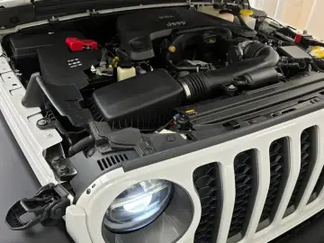 2021 Jeep Gladiator с пробегом 32 832 км