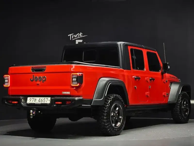 2021 Jeep Gladiator с пробегом 28 149 км