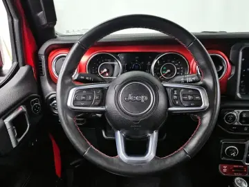 2021 Jeep Gladiator с пробегом 28 149 км