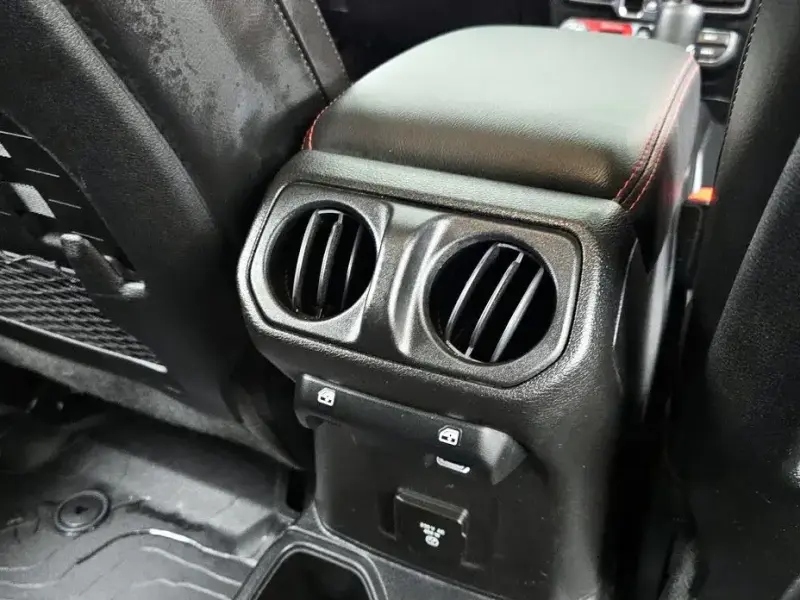 2021 Jeep Gladiator с пробегом 28 149 км
