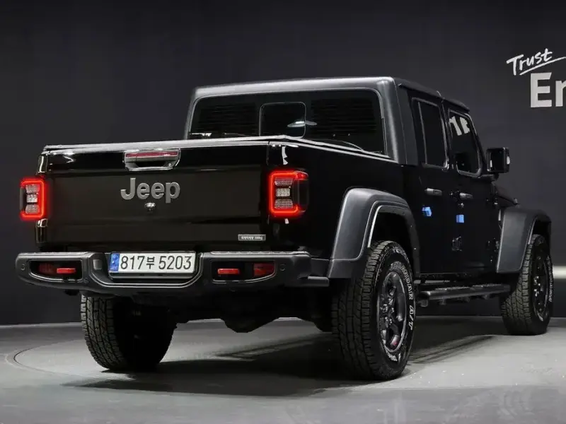 2021 Jeep Gladiator с пробегом 57 570 км