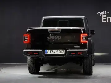 2021 Jeep Gladiator с пробегом 57 570 км