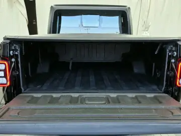 2021 Jeep Gladiator с пробегом 57 570 км