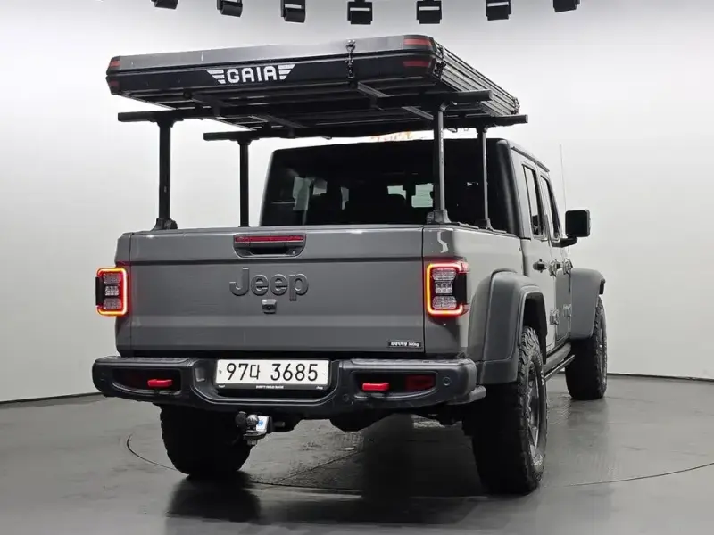 2021 Jeep Gladiator с пробегом 45 787 км