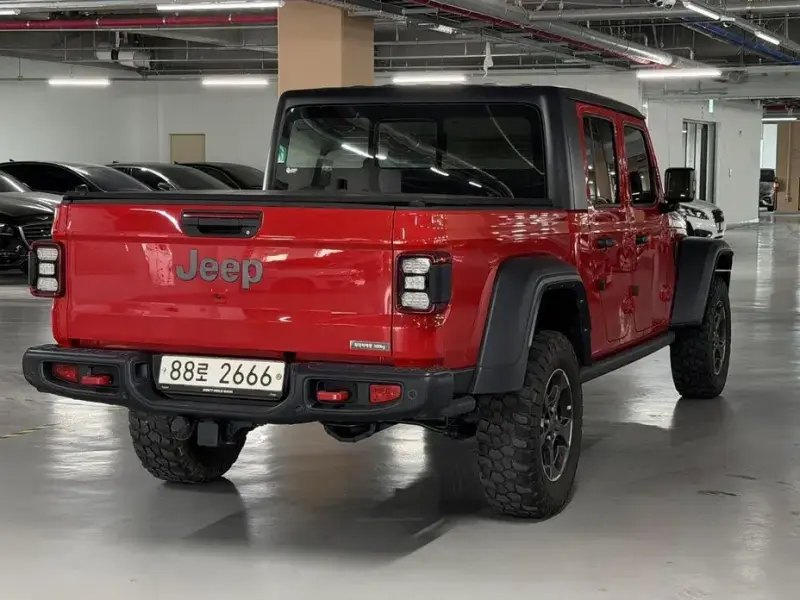 2021 Jeep Gladiator с пробегом 118 600 км