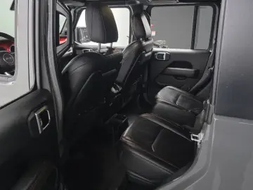 2021 Jeep Gladiator с пробегом 45 787 км