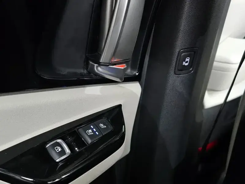 2022 Kia Carnival с пробегом 58 550 км