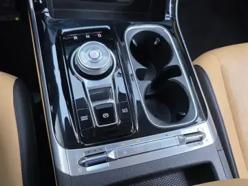 2022 Kia Carnival с пробегом 114 156 км