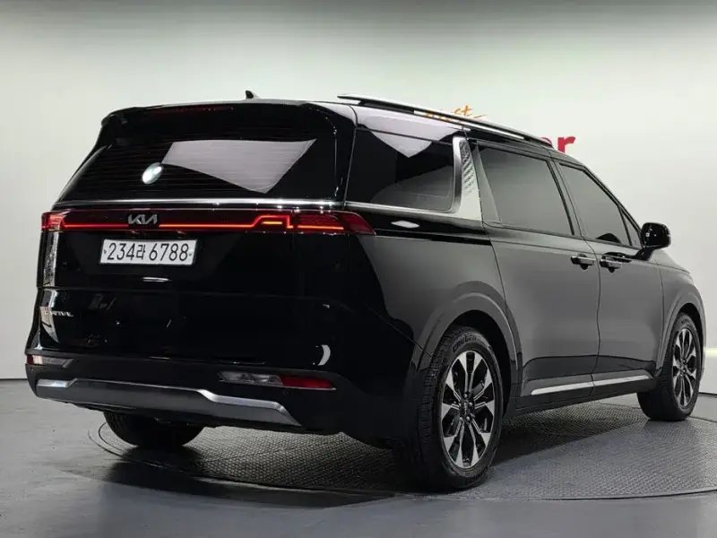 2022 Kia Carnival с пробегом 88 109 км