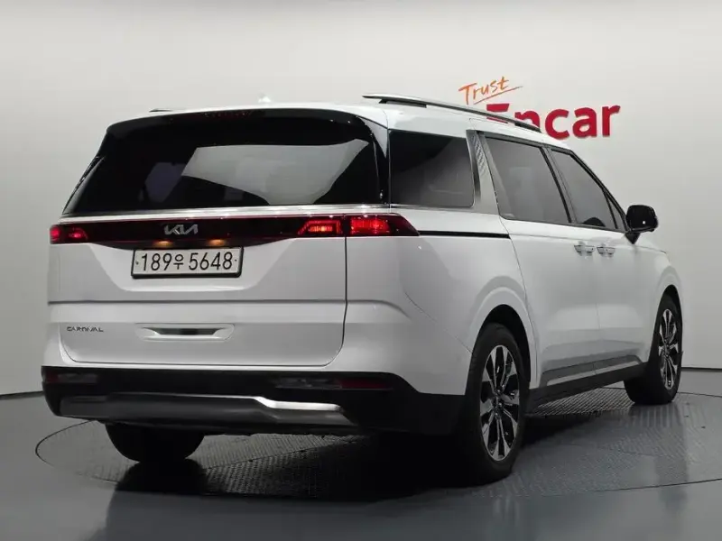 2021 Kia Carnival с пробегом 143 058 км