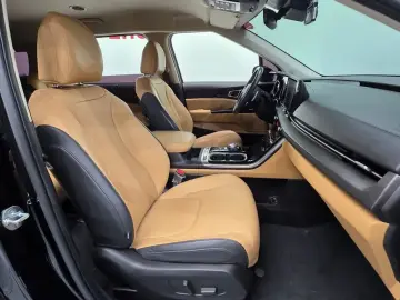 2022 Kia Carnival с пробегом 88 109 км