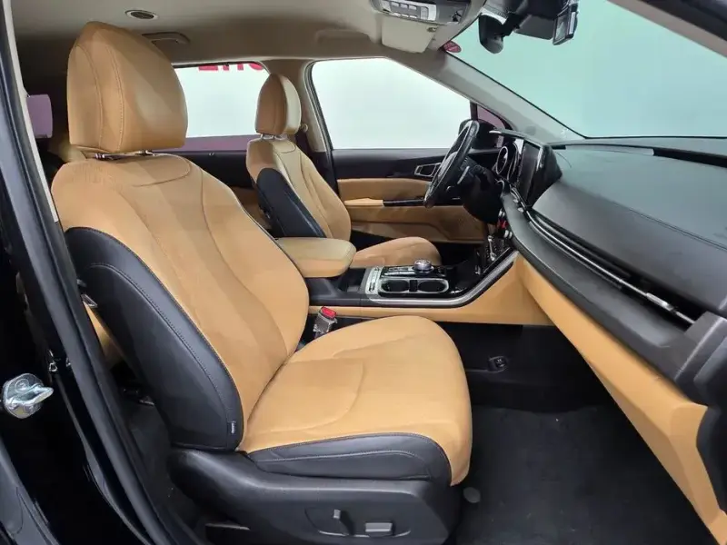2022 Kia Carnival с пробегом 88 109 км