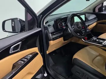 2022 Kia Carnival с пробегом 88 109 км