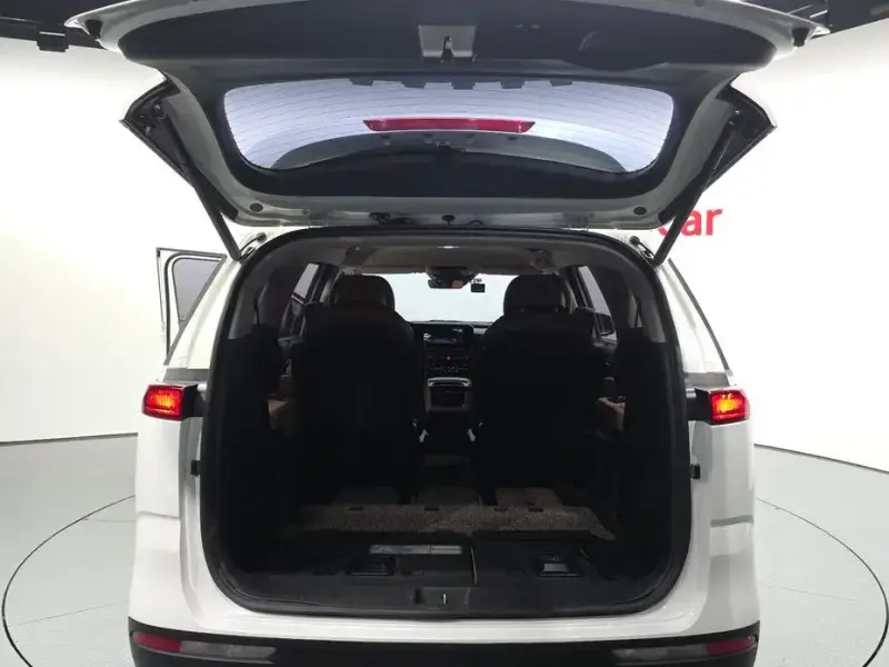 2021 Kia Carnival с пробегом 143 058 км