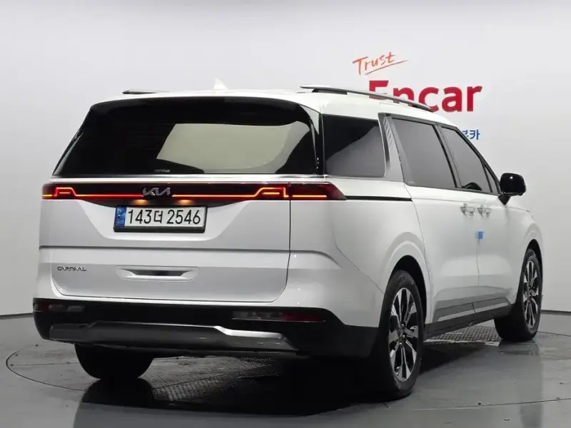 2022 Kia Carnival с пробегом 138 685 км