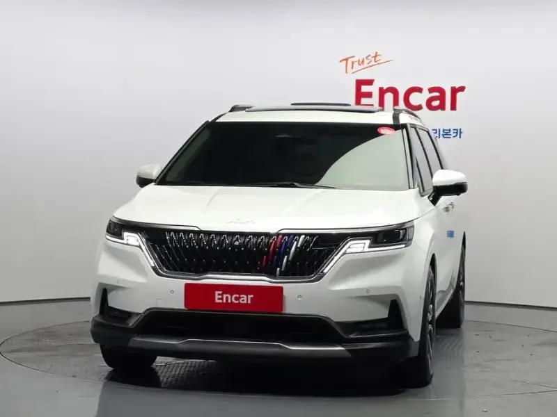 2022 Kia Carnival с пробегом 138 685 км