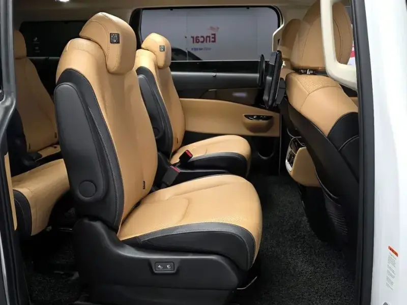 2022 Kia Carnival с пробегом 138 685 км