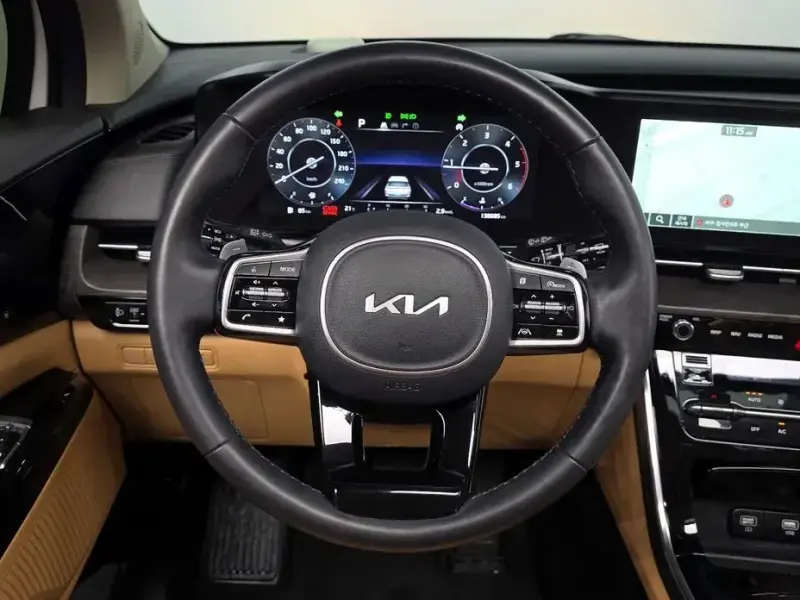 2022 Kia Carnival с пробегом 138 685 км