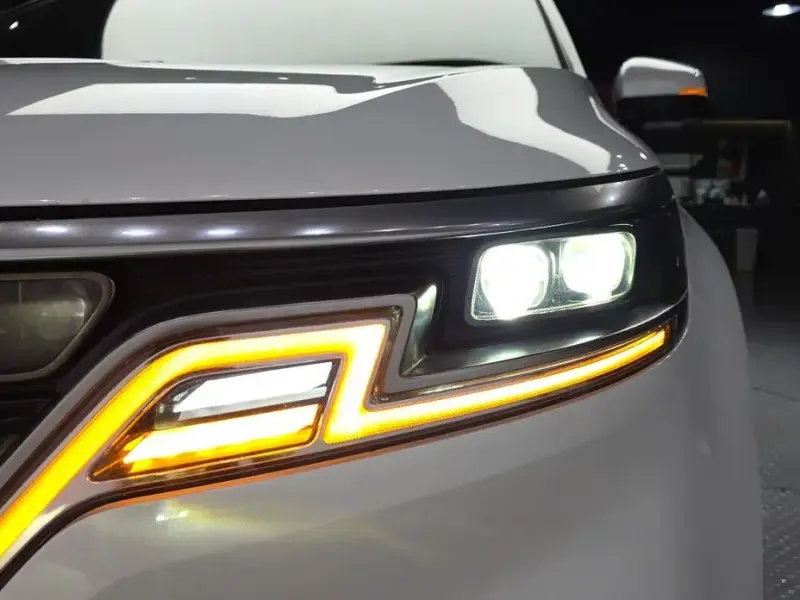 2022 Kia Carnival с пробегом 138 685 км